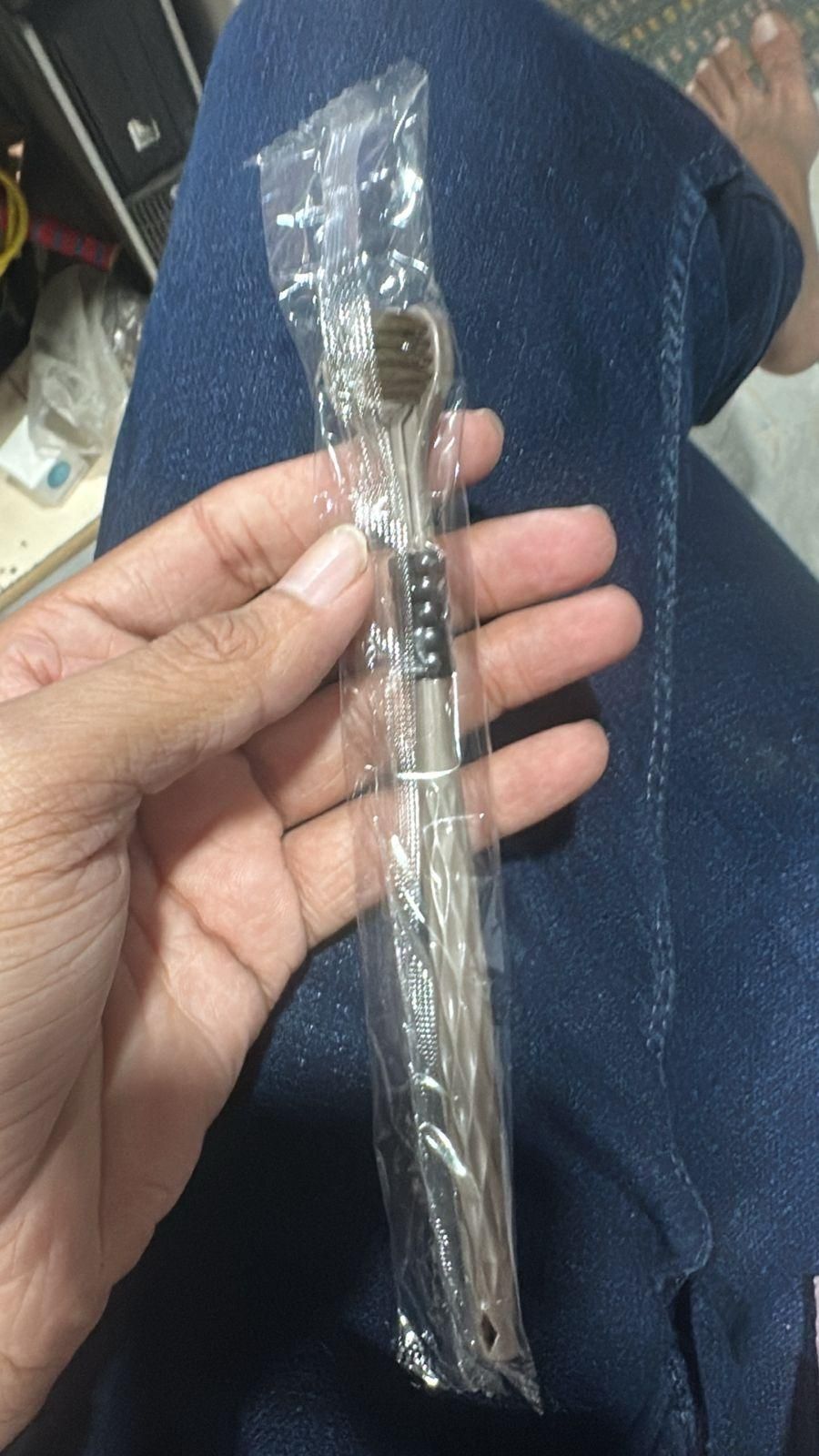 πͺ₯ 3-Sided Toothbrush β Pack of 4