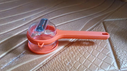 🥕 Peeler with Storage Box