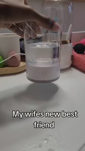 🧼 Makeup Brush Cleaner